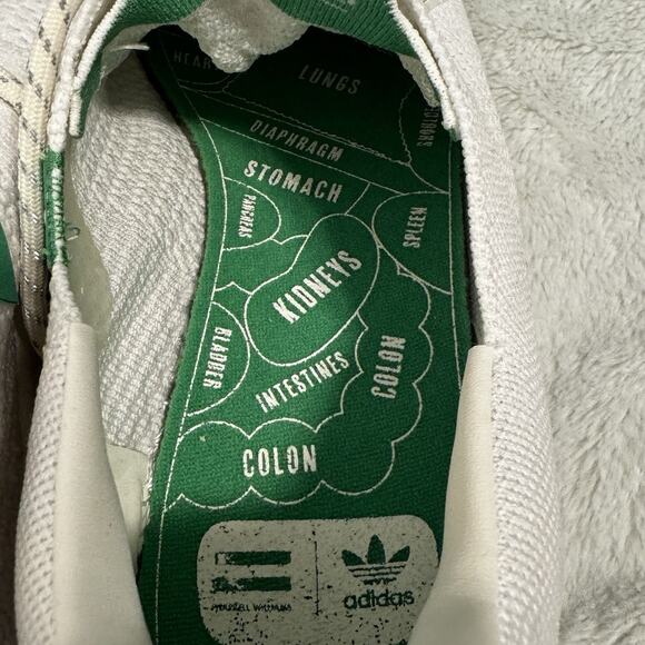 Size 12 - Adidas Pharrell x Superstar Primeknit White - Picture 4 of 8